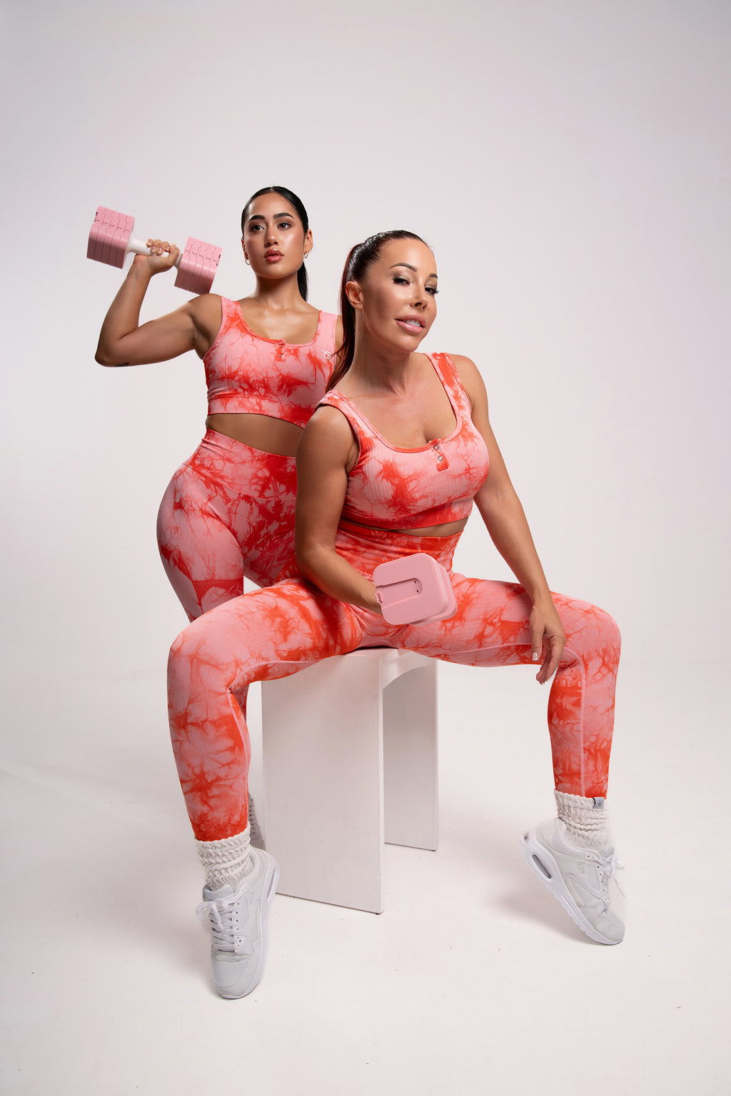 Conjunto Deportivo Top y Mallas SunsetSplash Naranja – Yalisa Fit