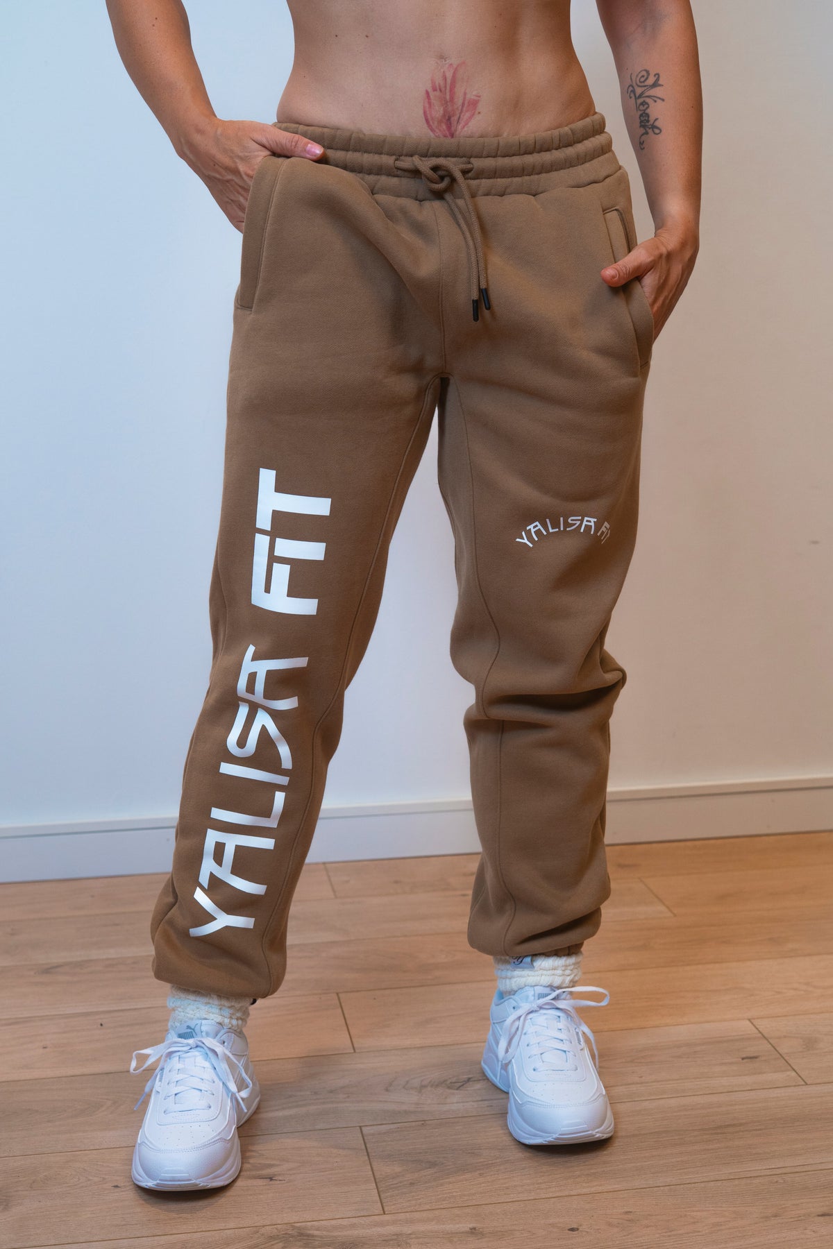 Pantalón Jogger Unisex Aetheria en marrón