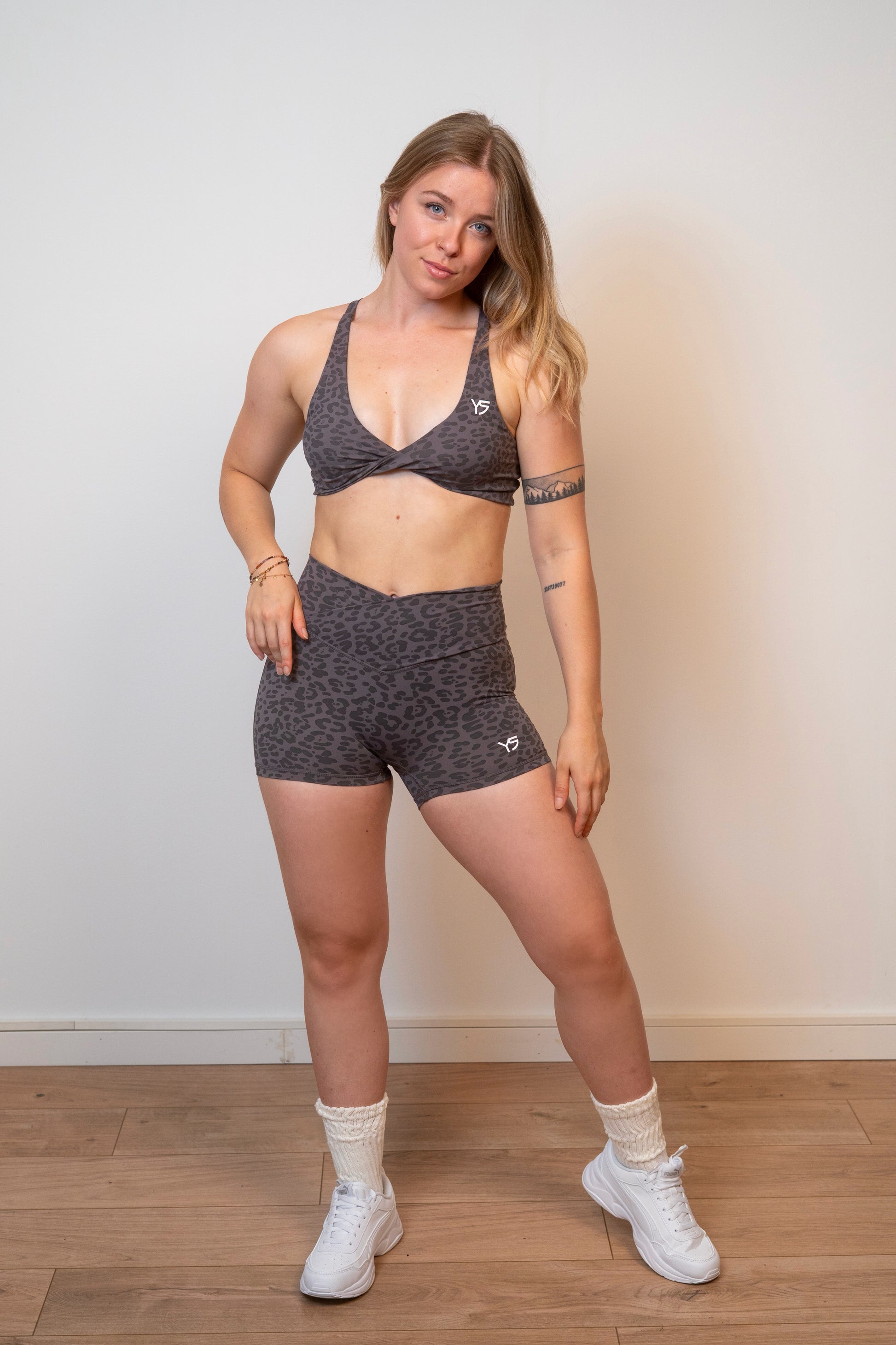 Conjunto Deportivo Top y Short Leopardo Wild – Yalisa Fit