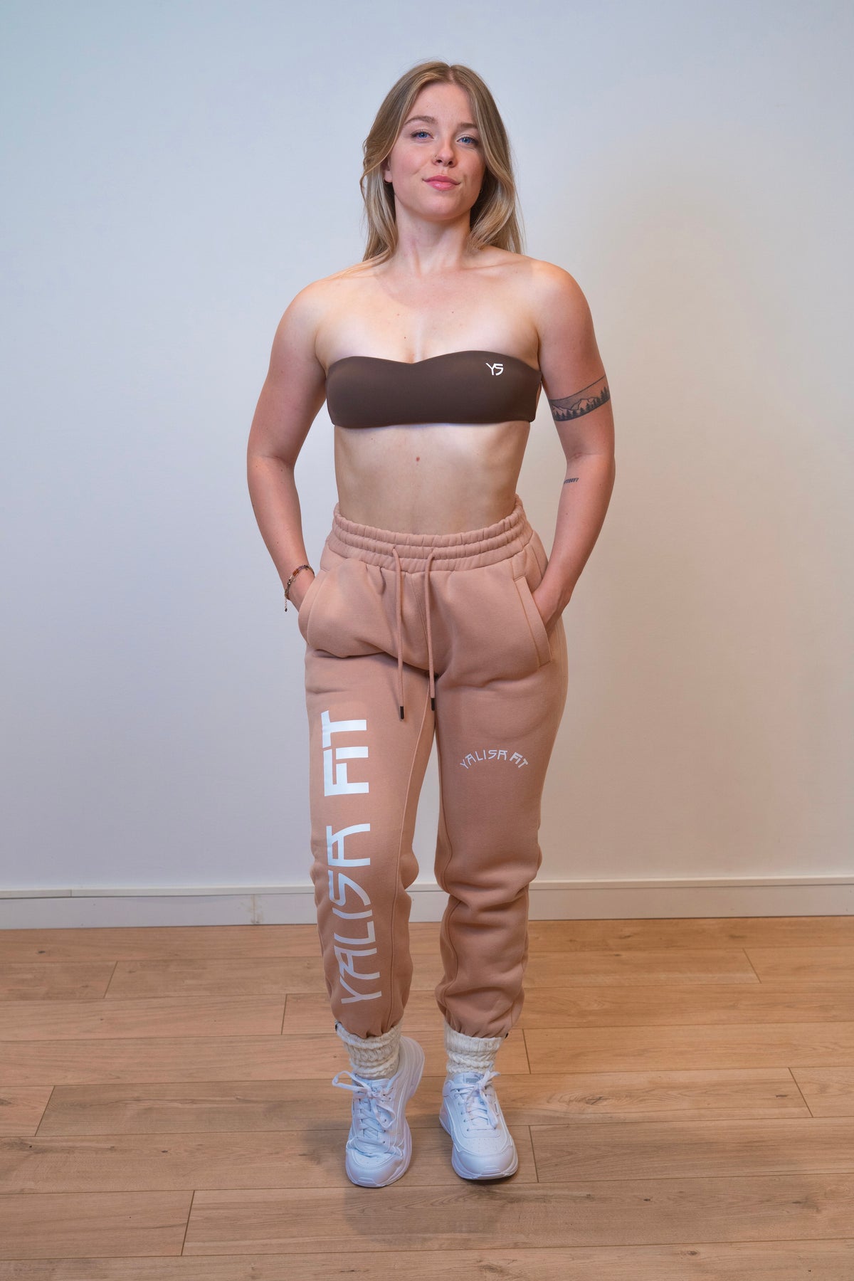 Top Deportivo Bandeau Mujer Cacao – Yalisa Fit