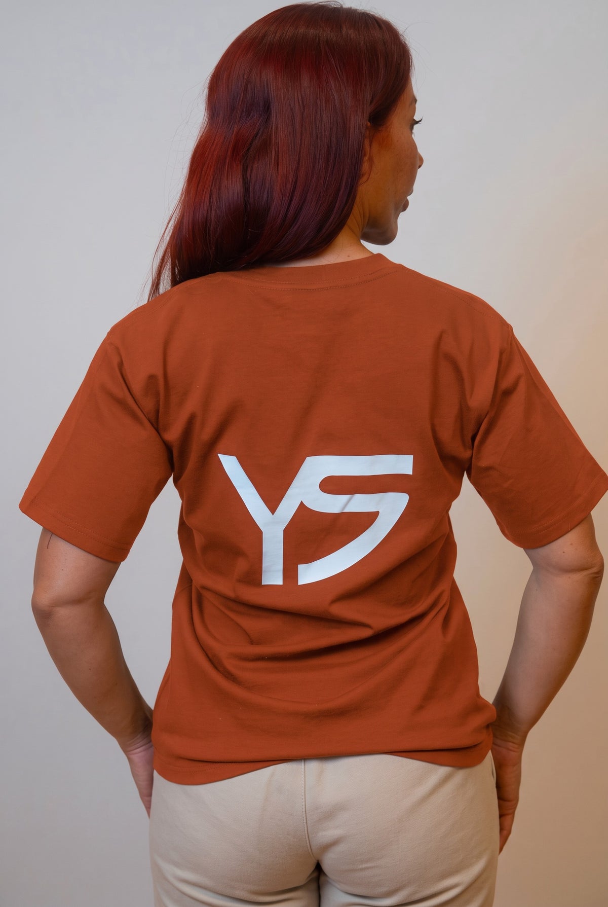 Camiseta Unisex Algodón Logo YS – Yalisa Fit