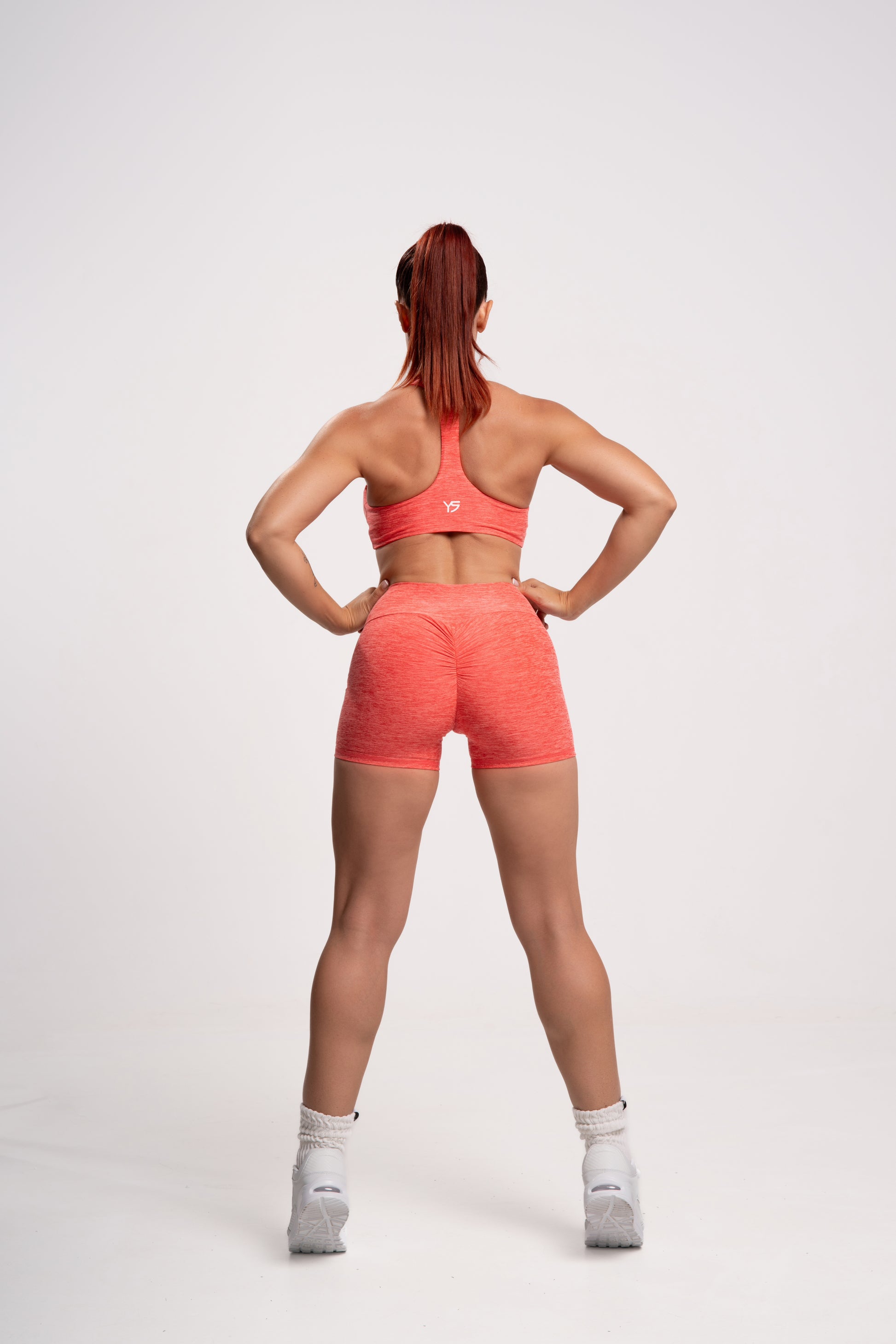 Conjunto deportivo push up naranja