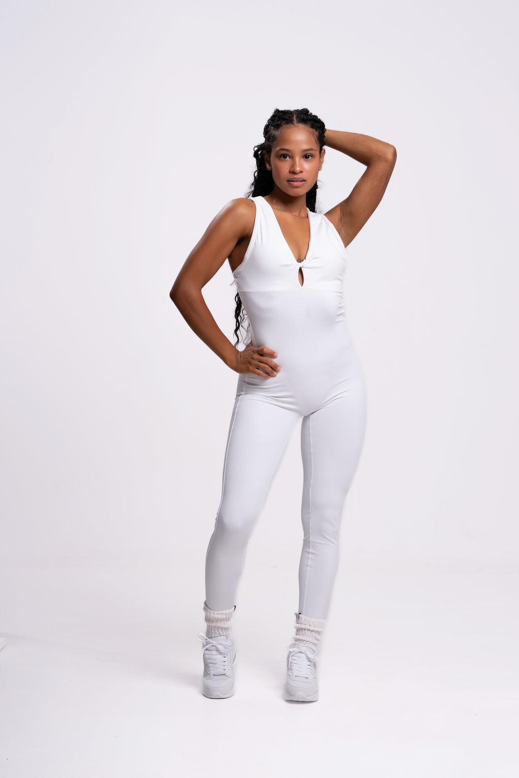 mono deportivo mujer blanco