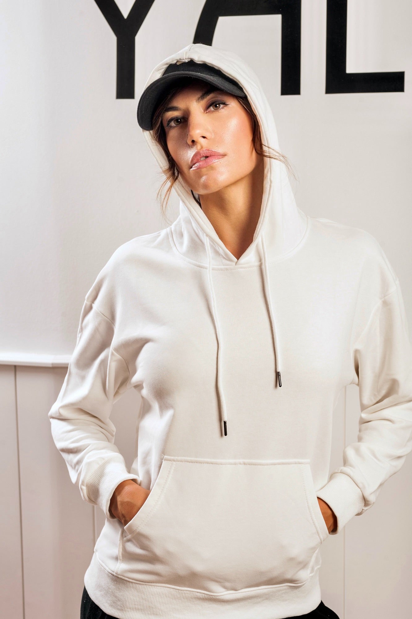 Sudadera gimnasio de mujer de color blanco